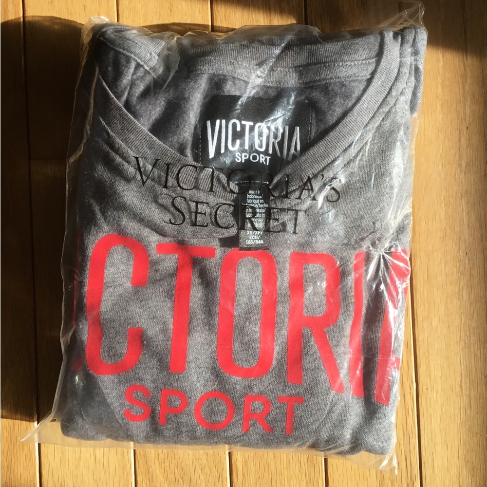 Victoria sport sweatshirt extra small